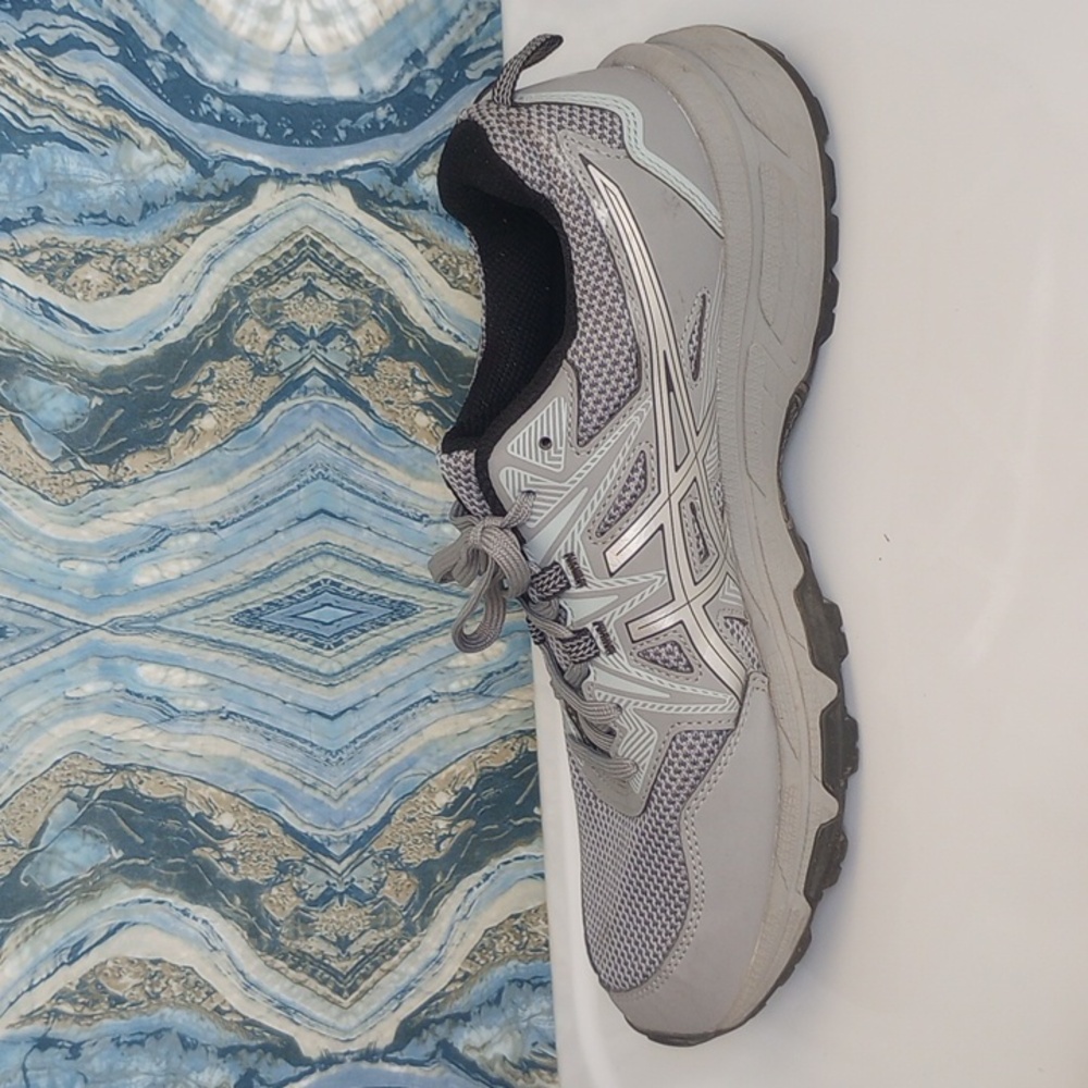 ASICS Gel Venture 8 Athletic Sneakers - Picture 6 of 7